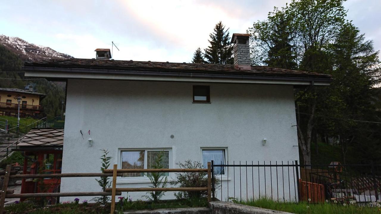 B&B Maison Odille Valtournenche Exteriör bild